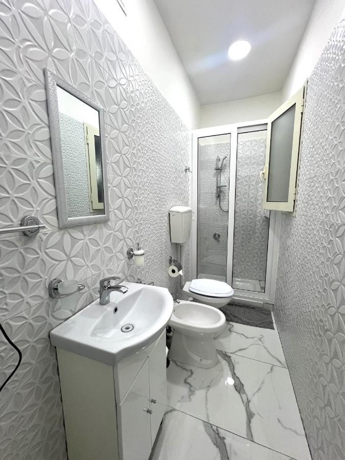 דירות נאפולי Mara House מראה חיצוני תמונה